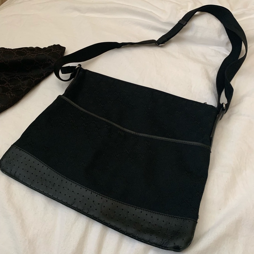 Gucci black fabric cross-body bag with leather